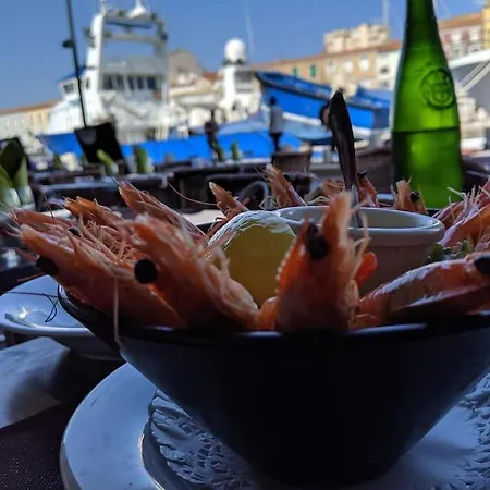 Cosy, Superbe Vue Mer, Piscine. Апартаменты *