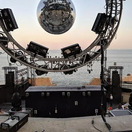 Cosy, Superbe Vue Mer, Piscine. Апартаменты