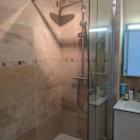 Cosy, Superbe Vue Mer, Piscine. Апартаменты Сет