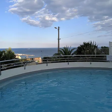 Apartament Cosy, Superbe Vue Mer, Piscine.
